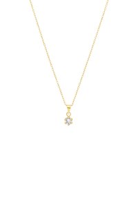 Collier en or avec un pendentif floral, comportant une pierre centrale claire et de plus petites pierres environnantes, sur fond blanc.