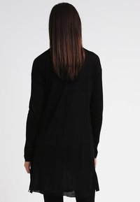 Kaffe Chaqueta de punto - black