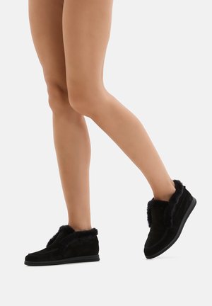 MOCCASIN - Stivali da neve  - black