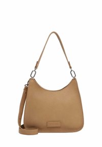 Vaaleanruskea nahkainen olkalaukku, jossa on teksturoitu pinta, kaareva muoto, yksi olkahihna ja hopeanvärisiä metalliyksityiskohtia. Hienovarainen brändäys edessä.