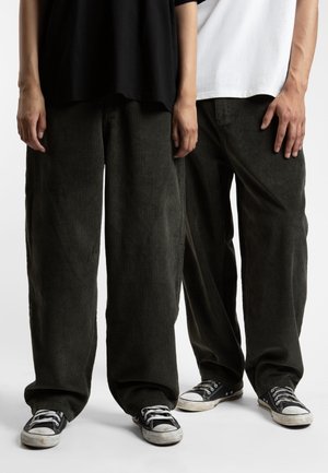 Wasted Paris, Pantalon classique - dark green