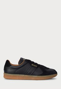 FIELD COURT 100 LEATHER-SUEDE SNEAKER - Sportcipő - black
