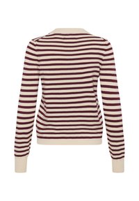 Pull en maille rayé bordeaux et crème avec des manches longues, un col rond, et un ourlet et des poignets côtelés. Texture lisse et design ajusté.