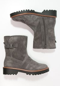 Pier One Botines con plataforma - grey