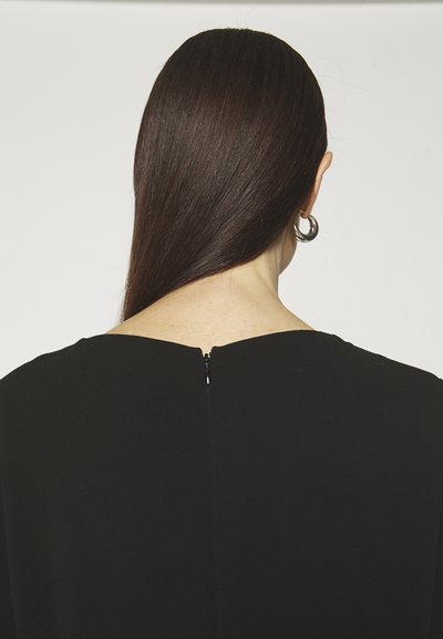 ASPESI Φόρεμα σε ίσια γραμμή - nero / black