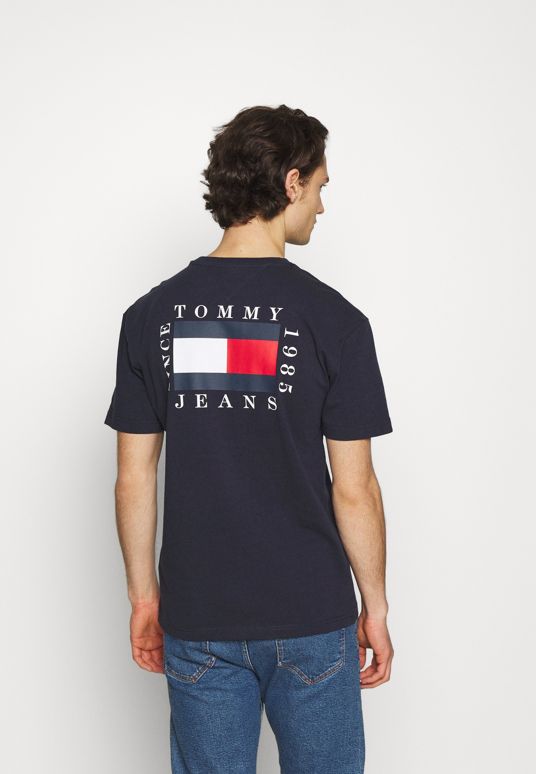 Tommy Jeans BOX FLAG TEE - Print T-shirt - blue/dark blue - Zalando.co.uk