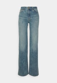 Jeans de corte ancho en mezclilla azul clara, con cintura alta, diseño clásico de cinco bolsillos y sutiles desvanecidos para un efecto envejecido.