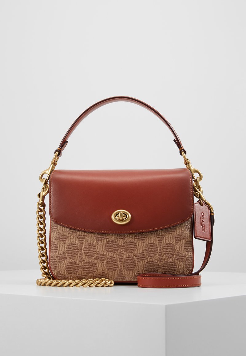 Coach COATED SIGNATURE CASSIE CROSSBODY Handtas tan/rust/tan