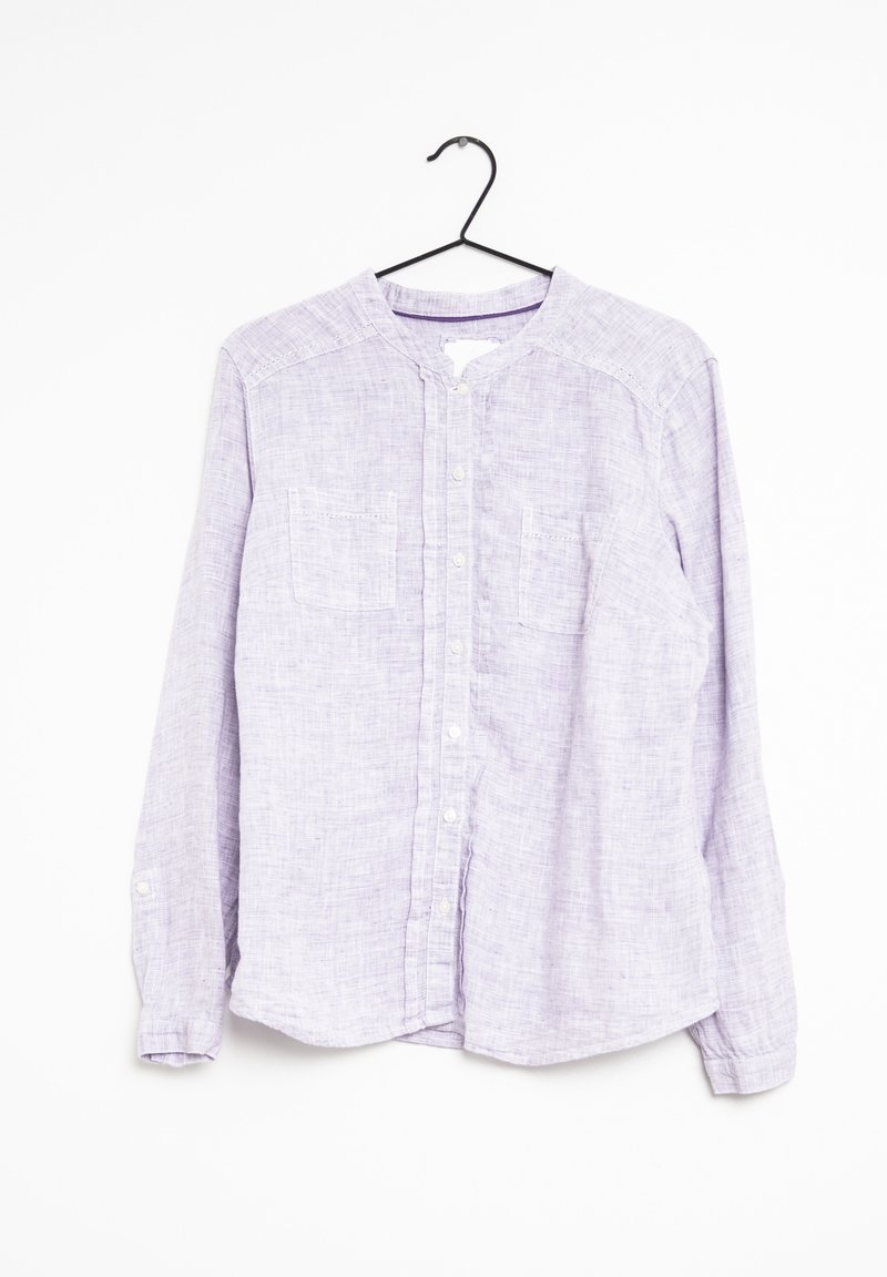 Camicia button-up lilla chiaro realizzata in tessuto testurizzato, con colletto, due tasche frontali e polsini con bottoni.