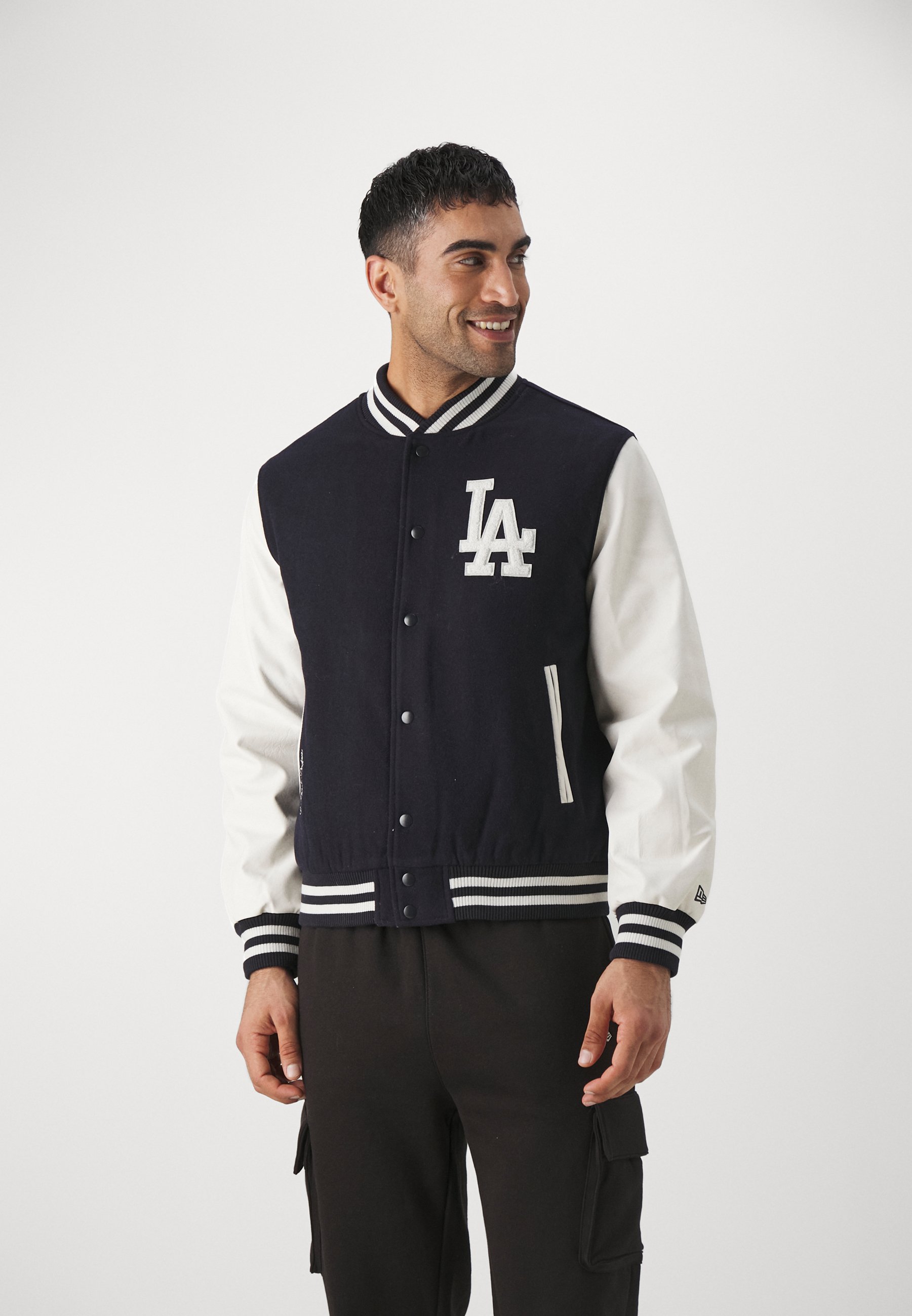 Los Angeles Dodgers ジャケット ネイビー New Era MLB LOS ANGELES DODGERS - Kurtka sportowa/granatowy