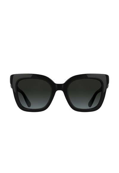 Lunettes de soleil noires oversize style œil de chat avec verres dégradés. Monture en plastique épais et brillant avec branches larges. Sans logos ni motifs visibles.