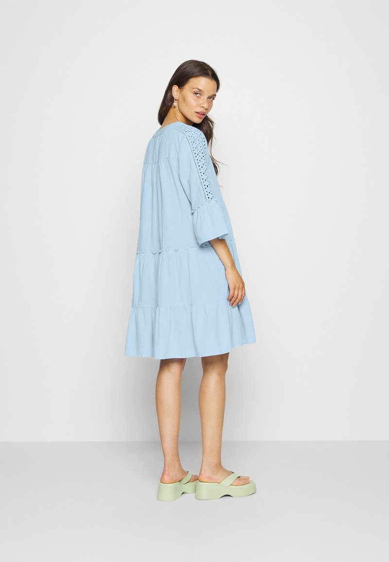 Damen Freizeitkleider | Vero Moda Petite VMMUSTHAVE SHORT DRESS Freizeitkleid blue bell/blau - HK95072 Damen Freizeitkleider | Vero Moda Petite VMMUSTHAVE SHORT DRESS Freizeitkleid blue bell/blau - HK95072
