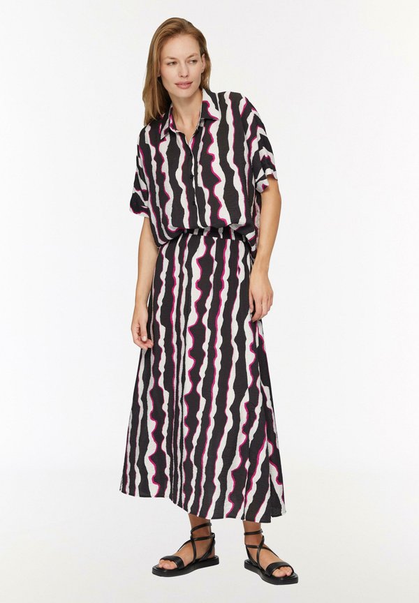 STRUKTURIERTEM - Hemdbluse - schwarz