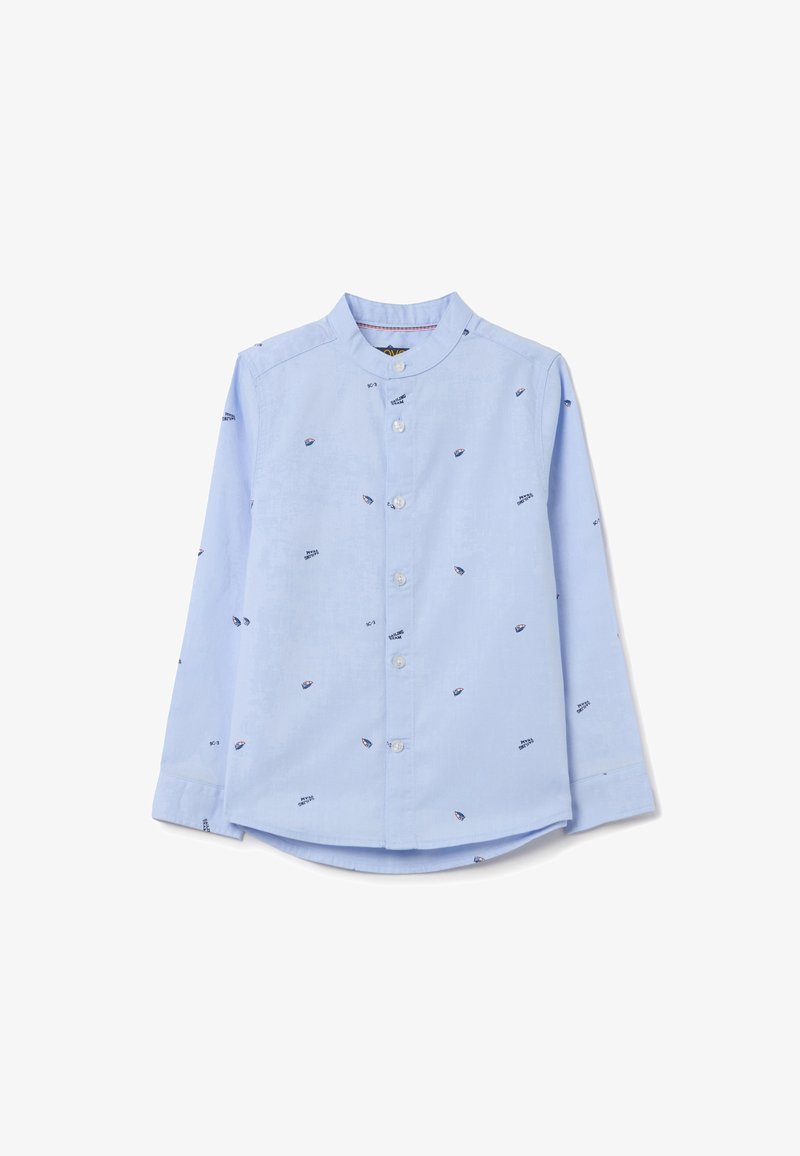 Lichtblauw overhemd met lange mouwen en een bandenhals, met verspreide kleine geborduurde ontwerpen en knoopsluiting aan de voorkant.