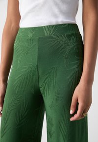 Anna Field Broek - green