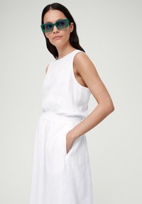 s.Oliver MIT CUT OUT - Freizeitkleid - weiß