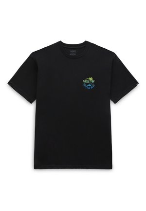 Czarna koszulka Vans z krótkim rękawem, z małym kolorowym logo przedstawiającym palmy i słońce nad tekstem "Vans Off The Wall" po lewej stronie klatki piersiowej.