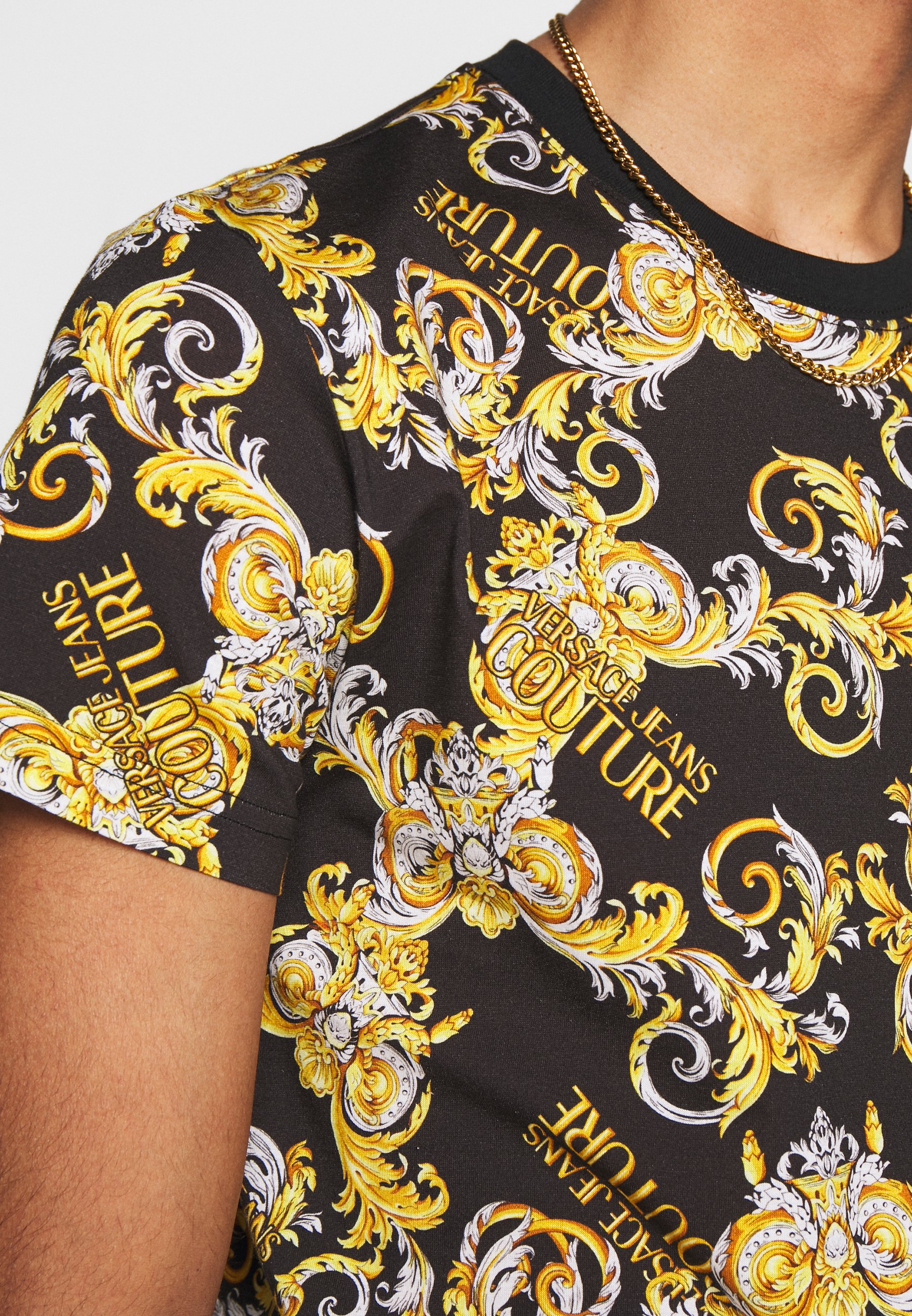 Versace Jeans Couture PRINT NEW LOGO T shirt print nero Versace Jeans Couture PRINT NEW LOGO Sweater neroZwart