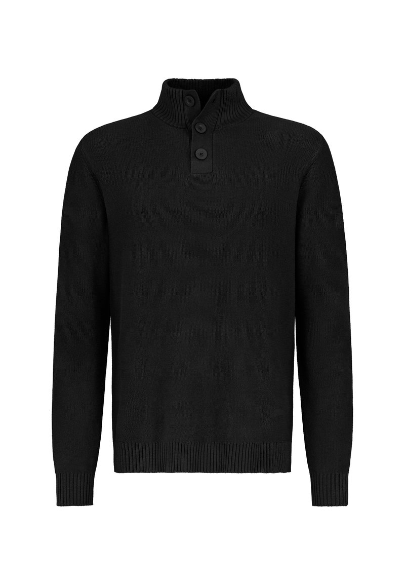 Schwarzer Strickpullover mit langen Ärmeln, gerippten Bündchen und Saum sowie einem hohen Kragen mit drei schwarzen Knöpfen auf der Vorderseite.