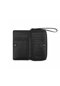 Portafoglio in pelle nera con chiusura a zip, numerosi scomparti per schede e un cinturino da polso. Presenta una texture liscia e una chiusura a pulsante.