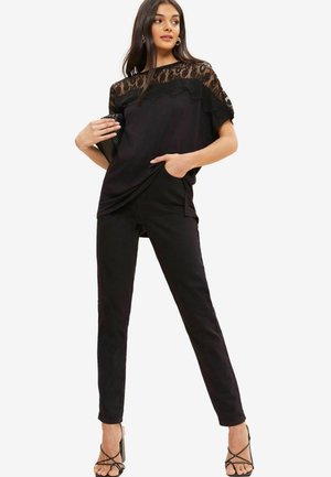 Friends Like These Bluse - black lace