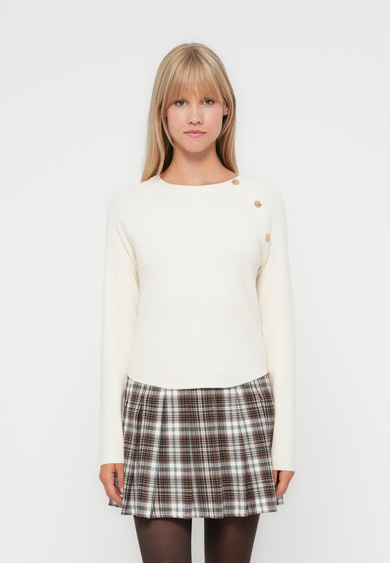 ONLIBI ELLA BUTTON O NECK