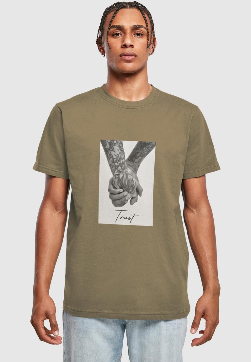 Mister Tee TRUST - Marškinėliai su spaudiniu - olive