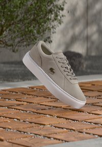 Nem kiválasztott, grey/white