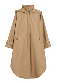 Manteau beige imperméable avec un col haut, une fermeture à boutons et deux poches avant. Présente un ourlet incurvé et des manches retroussables.