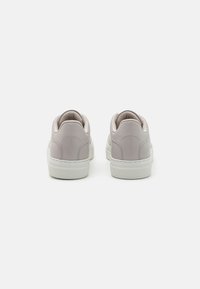 Selected Homme SLHDAVID - Sneakers low - birch