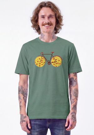 watapparel, PIZZA FAHRRAD UNISEX - Print T-shirt - green bay