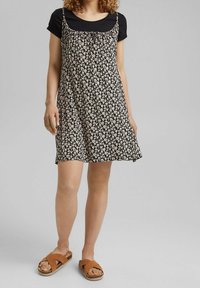 edc by Esprit Vapaa-ajan mekko - black