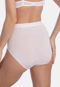 Sassa LOVELY SKIN 3ER PACK - Figi