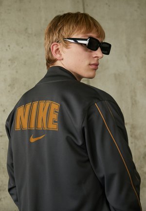 RETRO - Gilet - dark smoke grey