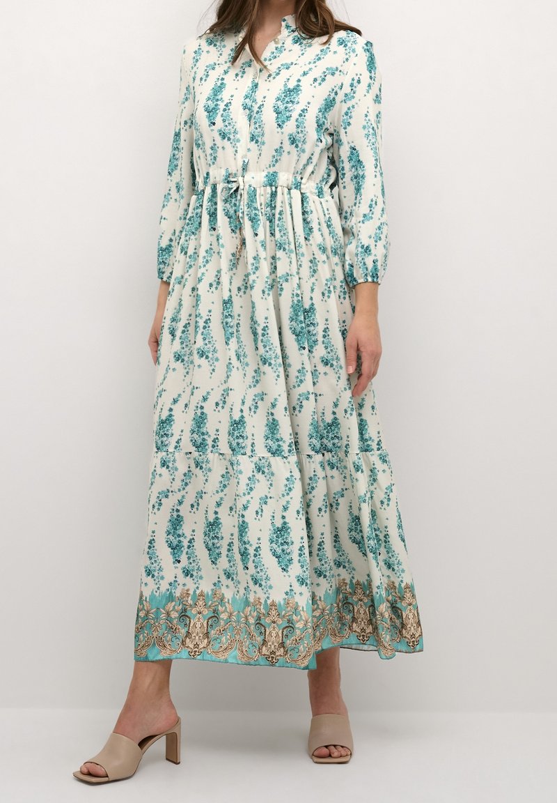 Cream Robe longue - white