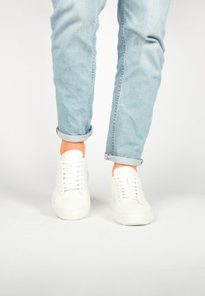 COBBLE ROGER - Sneakersy niskie