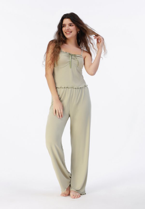SET - Nachtwäsche Set - sage