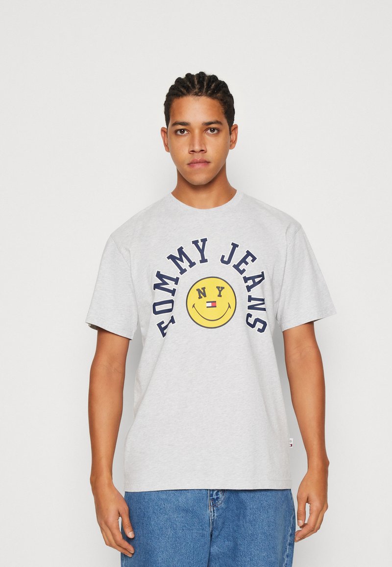 Smiley Unisex Oversized Classic T-Shirt
