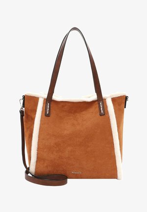 Duża brązowa torba typu tote zamszowa z białą lamówką z baranka, dwoma ciemnobrązowymi paskami na ramię i odpinanym paskiem na ramię crossbody.