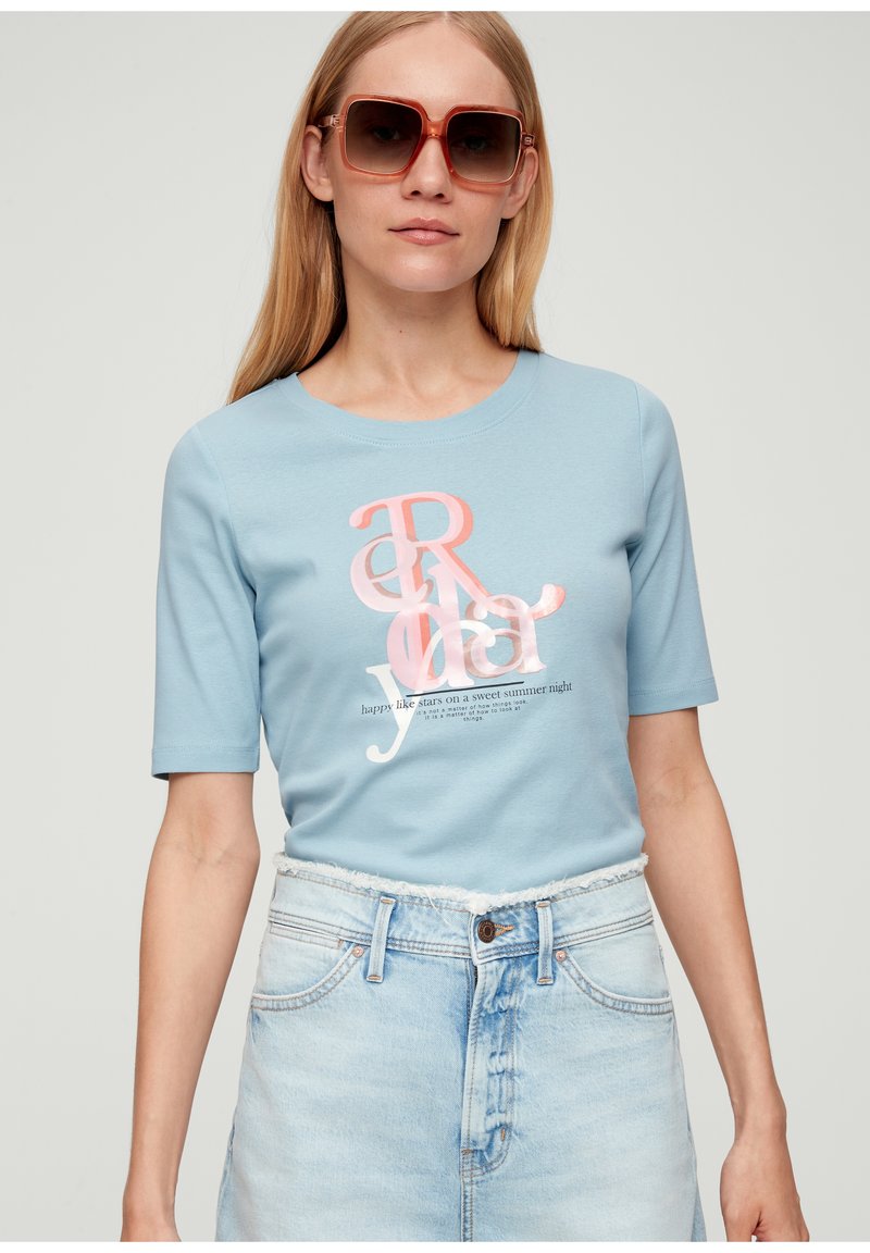 s.Oliver MIT FRONTPRINT - T-shirt print - hellblau