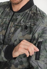 The North Face Hardshelljacke - olive