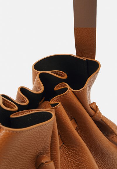 Yuzefi SCALLOP LARGE BUCKET - Sac à main - cinnamon