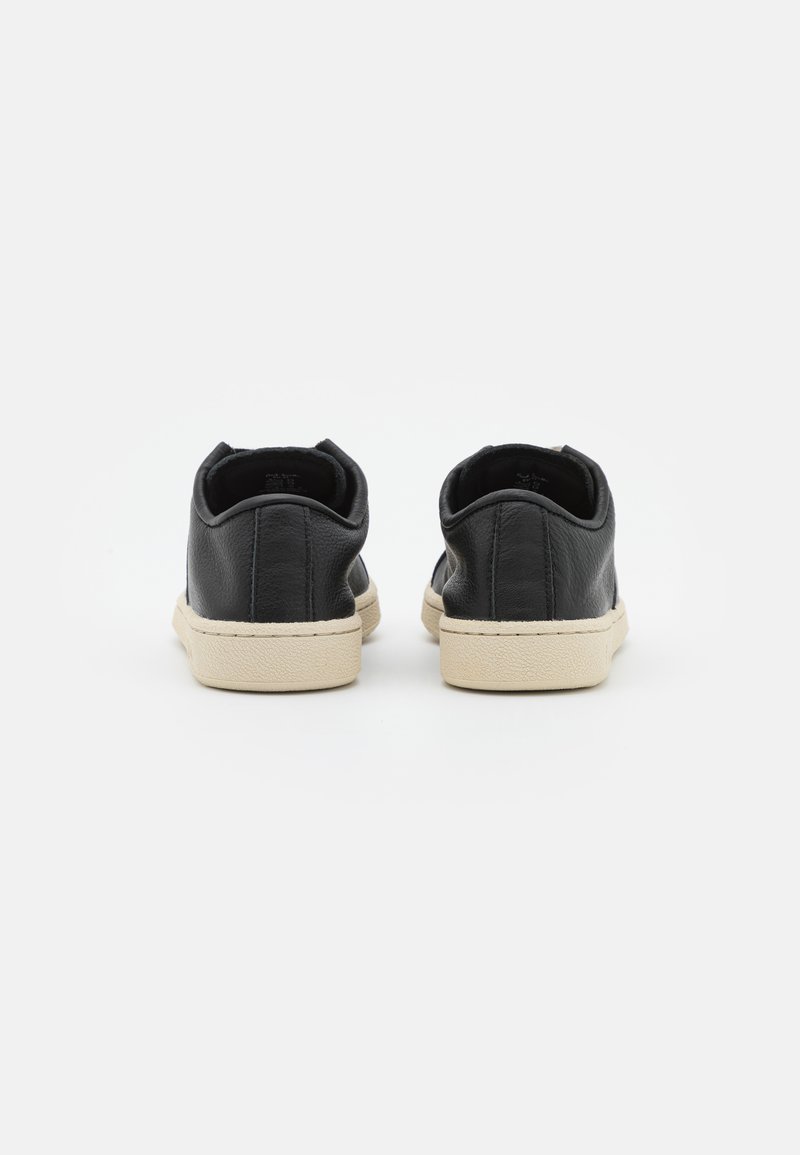 Damen Bekleidung | Paul Smith SHOE ZIGGY HEART EMBROIDERY Sneaker low black/schwarz - KA68694 Damen Bekleidung | Paul Smith SHOE ZIGGY HEART EMBROIDERY Sneaker low black/schwarz - KA68694