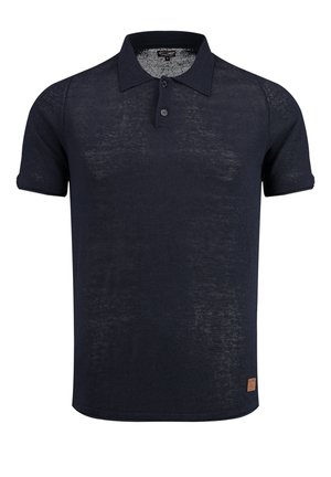 Polo blu navy a maniche corte con due bottoni, colletto classico e piccolo patch logo marrone all’orlo su sfondo uniforme.