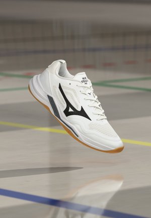 Mizuno, WAVE STEALTH PRO UNISEX - Обувки за волейбол - white/black