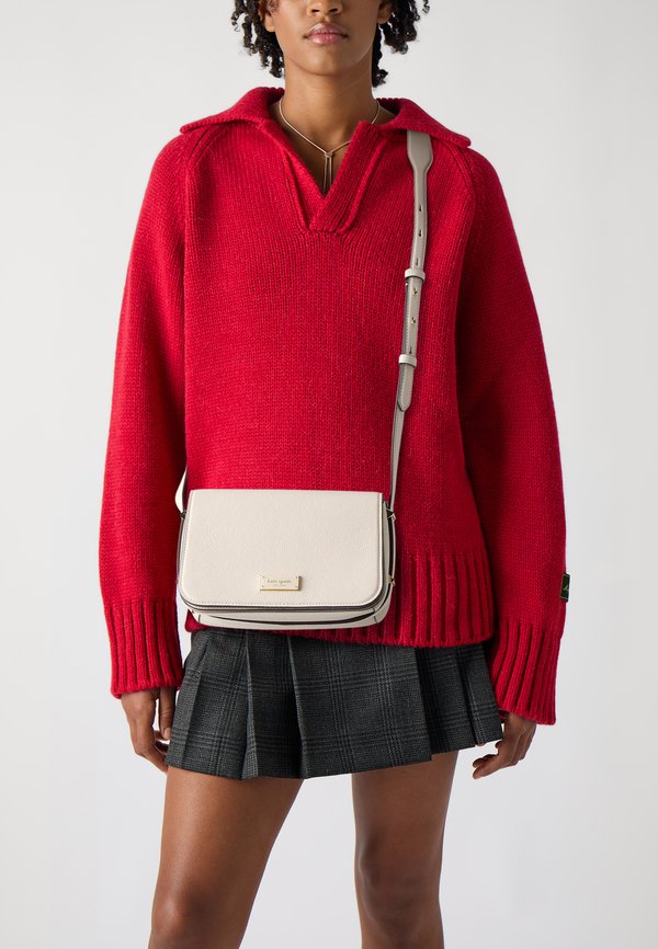 SMALL FLAP CROSSBODY - Cross body bag - milk glass