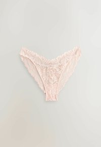 Verkkopanties in pehmeän vaaleanpunaisen värin, joissa on kukkakuvioita ja röyhelöreunat. Herkkä rakenne saumattomalla suunnittelulla, mikä tekee niistä ihanteelliset mukavuuden kannalta.