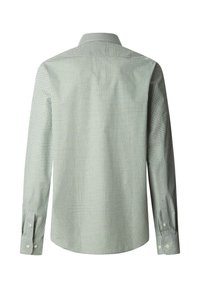 Camicia a maniche lunghe a quadri verdi e bianchi con colletto button-down, dotata di polsini con bottoni e orlo curvo. Il tessuto ha una consistenza liscia.