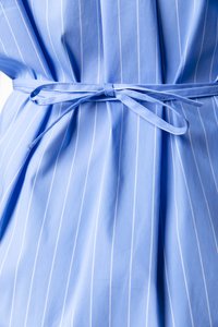 Colourful Rebel BRIENNA STRIPED BUTTON BLOUSE DRESS - Abito a camicia - blue