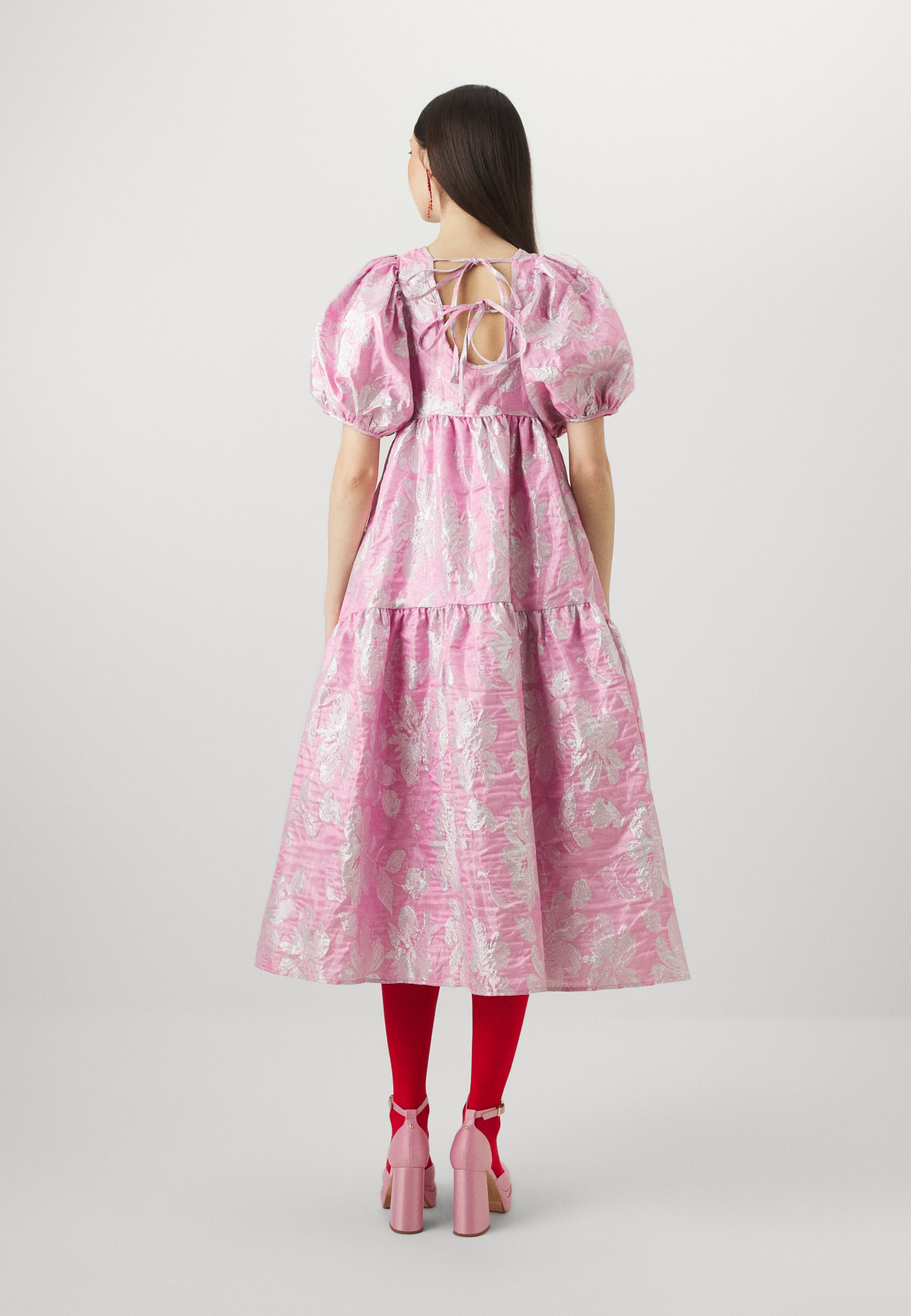 Sister Jane IVES FLORAL MIDI DRESS - Cocktail dress / Party